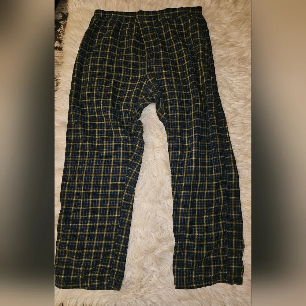 Men’s Plaid Flannel Pajama Pants – Snap Front – Elastic Waist – Size M